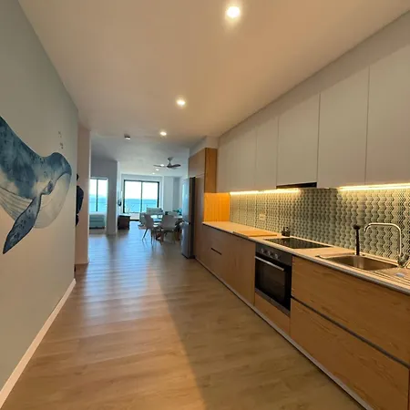 Radhime Luxury Sleeps 4-6 Apartment Orikum