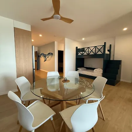 Radhime Luxury Sleeps 4-6 Apartment Orikum
