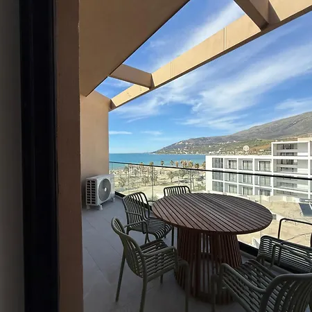 Radhime Luxury Sleeps 5 Orikum