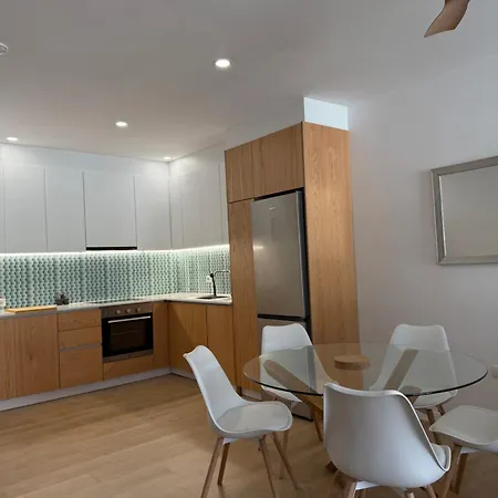 Radhime Luxury Sleeps 5 Appartement *