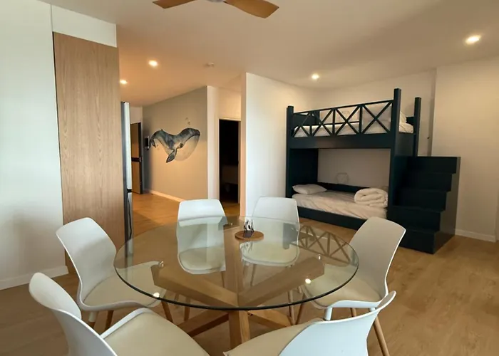 Radhime Luxury Sleeps 5 公寓 奥里库姆